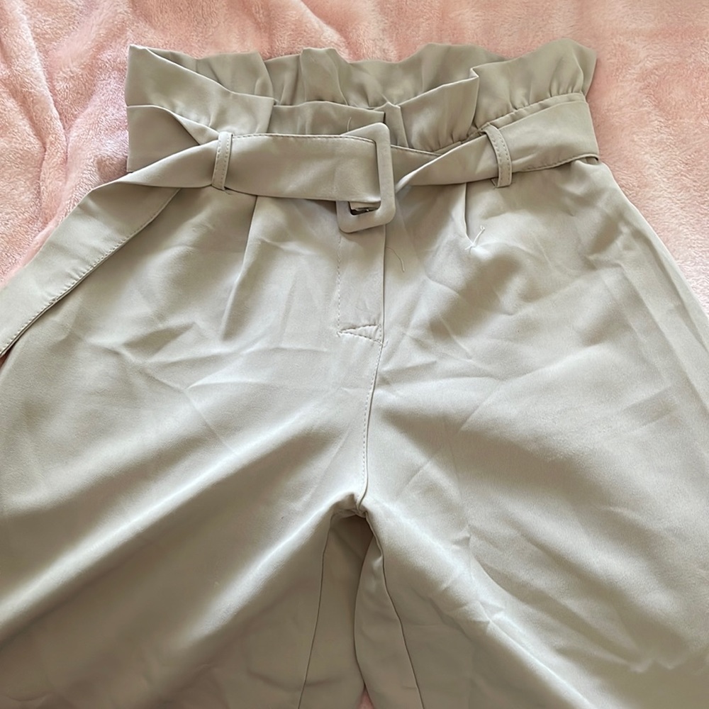Ruffle wide legged pants!